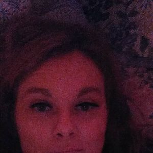 Meet your Posher, Leta